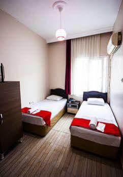 Cicek Palas Otel Izmir Eksteriør billede
