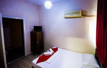 Cicek Palas Otel Izmir Eksteriør billede